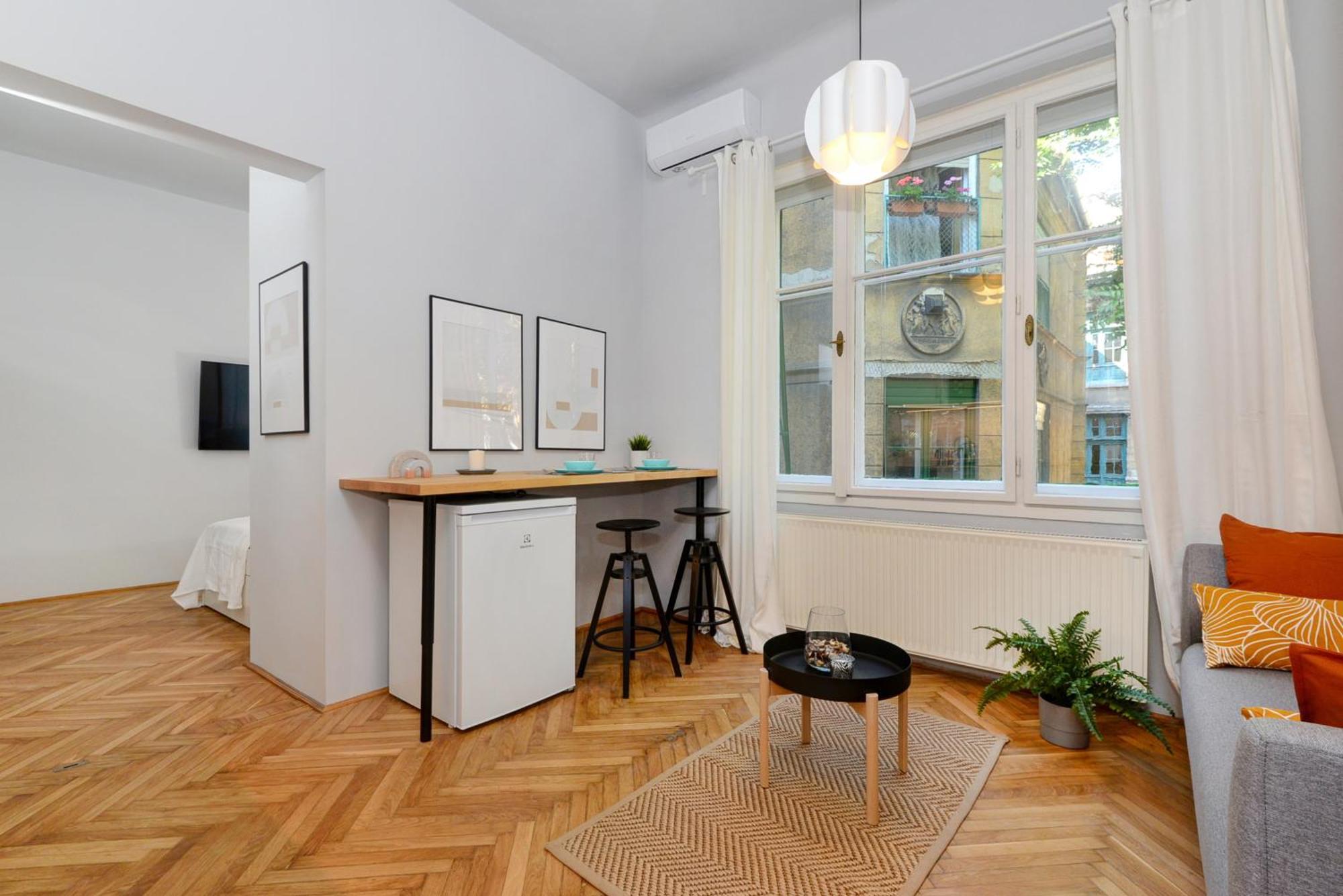 Monochrome Chic Apartments R613 Budapeşte Dış mekan fotoğraf