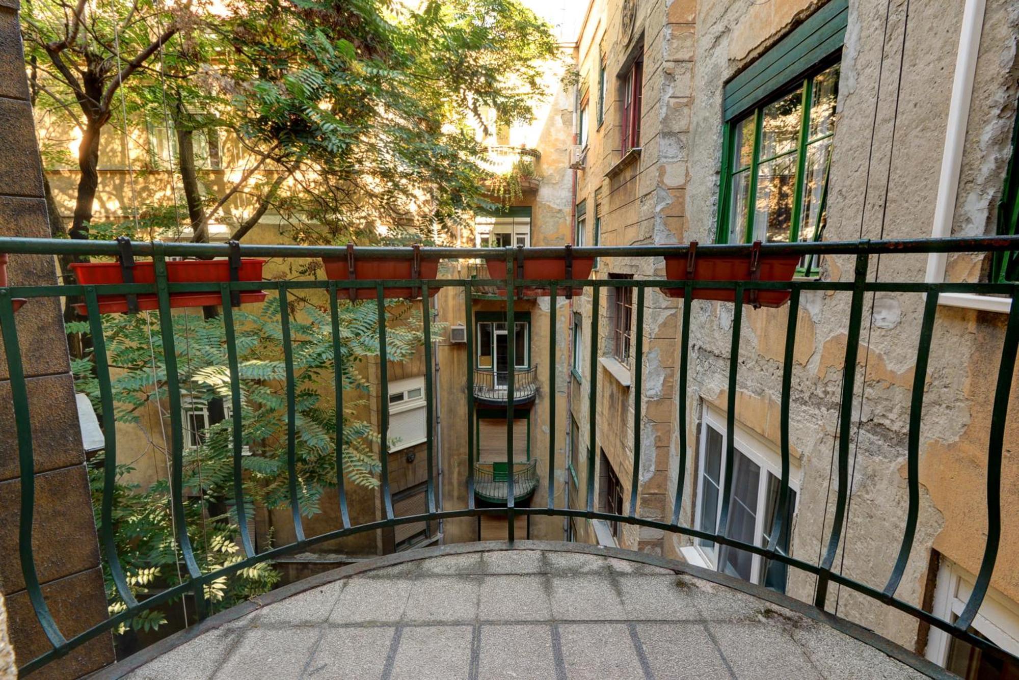 Monochrome Chic Apartments R613 Budapeşte Dış mekan fotoğraf